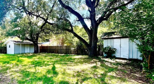 723 Walnut Street, Duncanville, TX 75116