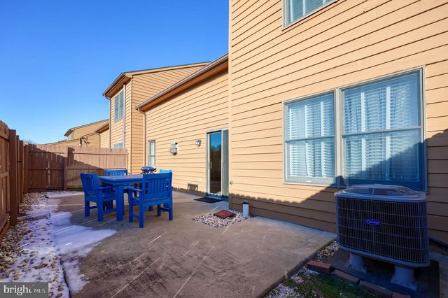 55 WESTVIEW MNR, York, PA 17408