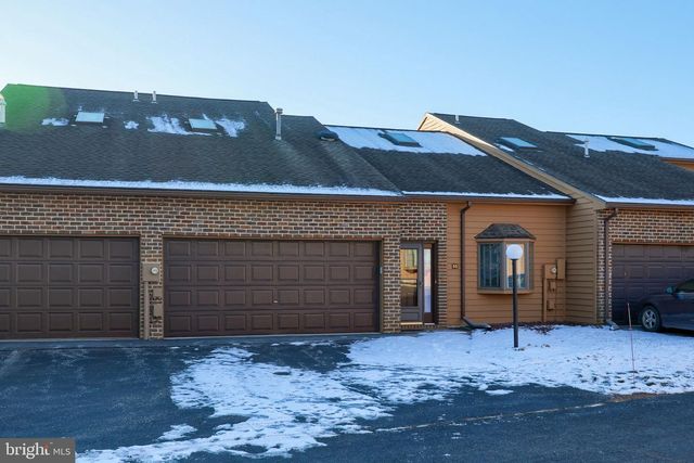 55 WESTVIEW MNR, York, PA 17408