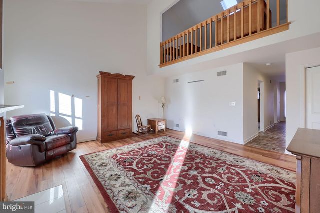 55 WESTVIEW MNR, York, PA 17408