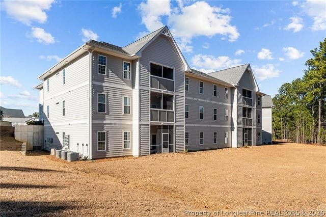 188 Gallery Drive 303, Spring Lake, NC 28390