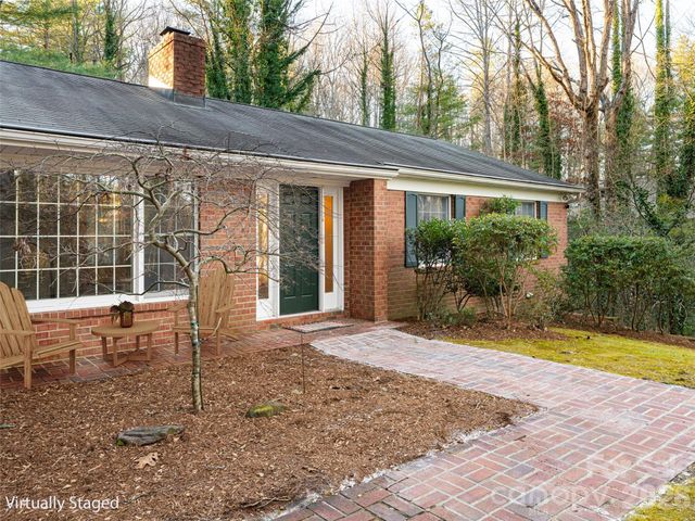 100 Wolf Shoals Drive, Hendersonville, NC 28739