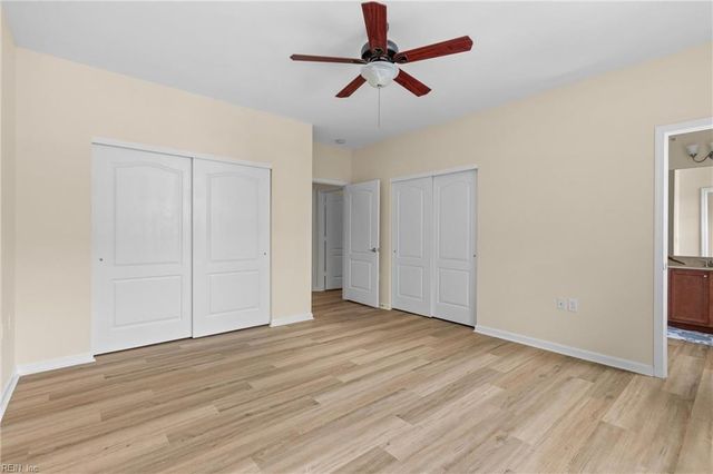900 Southmoor Dr Unit 205, Virginia Beach, VA 23455