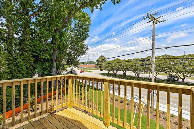 14307 Old Courthouse WAY H, Newport News, VA 23602