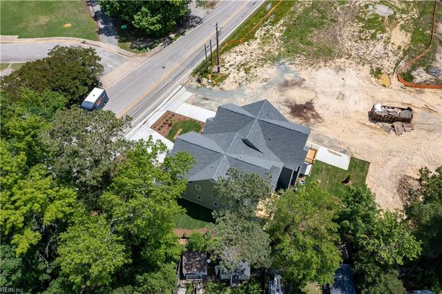 14307 Old Courthouse WAY H, Newport News, VA 23602