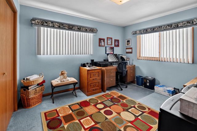 714 Willow Run Street, Cottage Grove, WI 53527