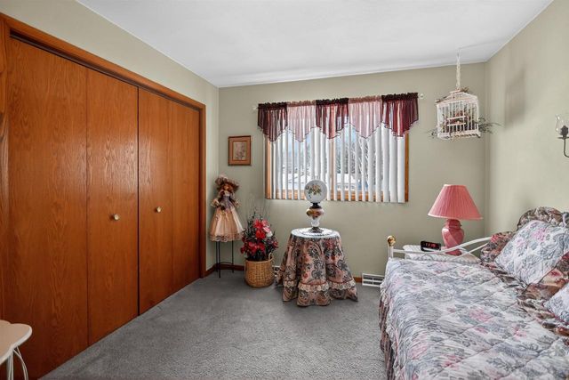 714 Willow Run Street, Cottage Grove, WI 53527