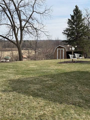 714 Willow Run Street, Cottage Grove, WI 53527