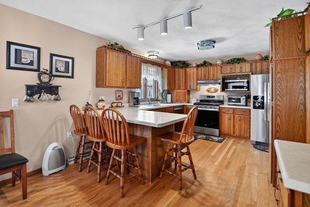 714 Willow Run Street, Cottage Grove, WI 53527