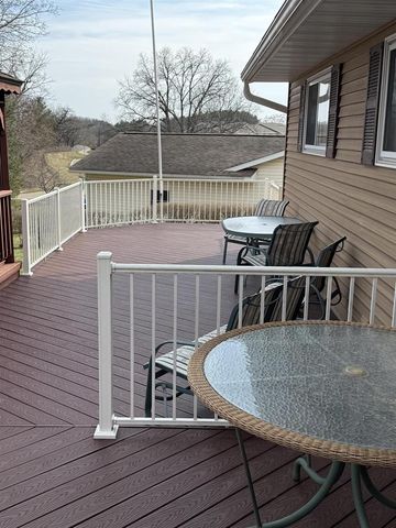 714 Willow Run Street, Cottage Grove, WI 53527