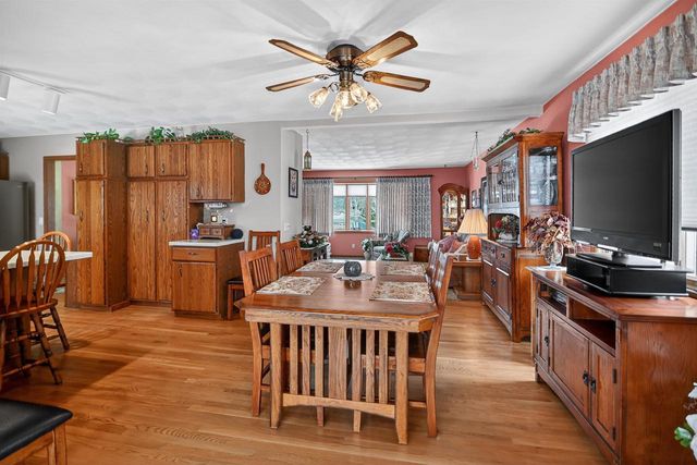 714 Willow Run Street, Cottage Grove, WI 53527