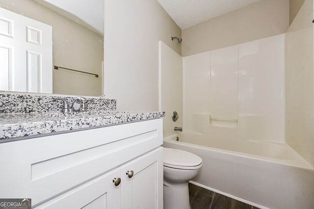 1505 Queen Elizabeth Drive, Locust Grove, GA 30248