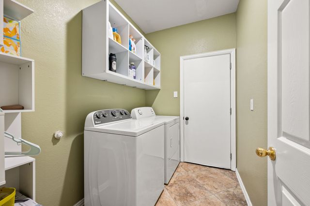 4008 Falcon Ridge Drive, Haltom City, TX 76137