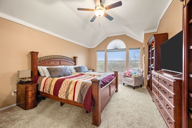 4008 Falcon Ridge Drive, Haltom City, TX 76137