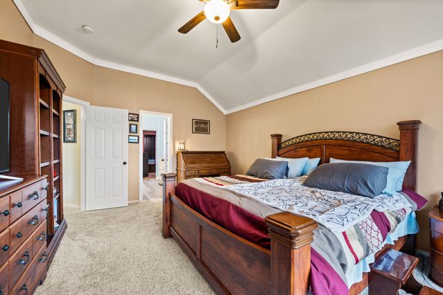 4008 Falcon Ridge Drive, Haltom City, TX 76137