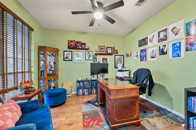 4008 Falcon Ridge Drive, Haltom City, TX 76137