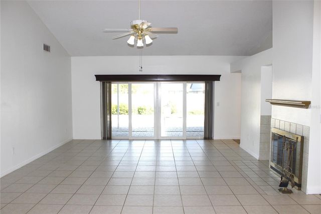 1913 FIRETHORN COURT, Brandon, FL 33511