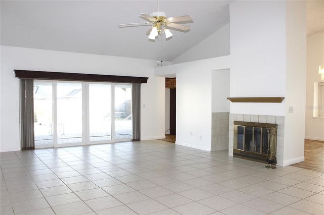 1913 FIRETHORN COURT, Brandon, FL 33511