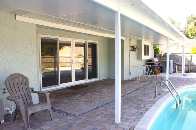 1913 FIRETHORN COURT, Brandon, FL 33511