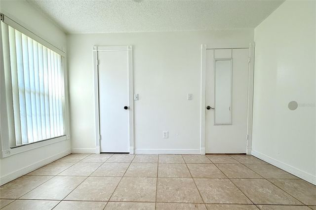 1913 FIRETHORN COURT, Brandon, FL 33511