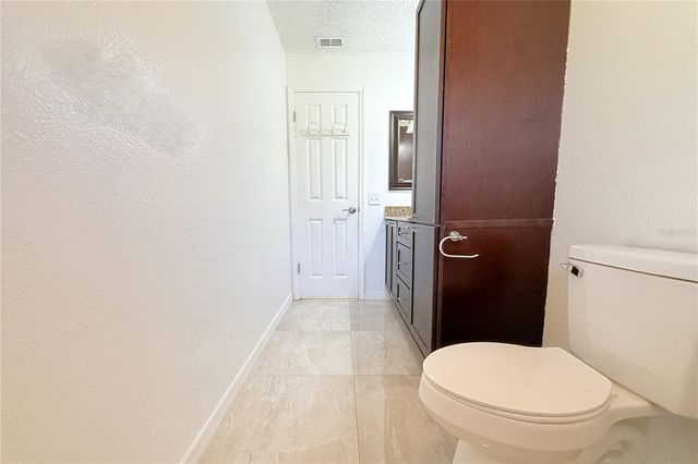 1913 FIRETHORN COURT, Brandon, FL 33511