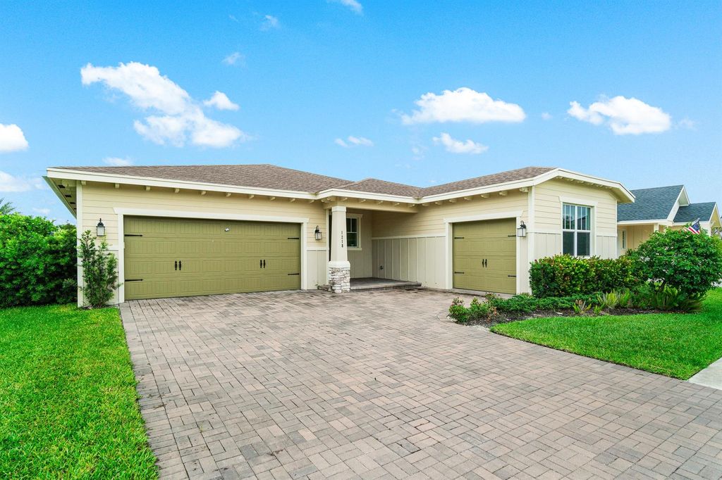 1218 Timber Reap Trail, Loxahatchee, FL 33470