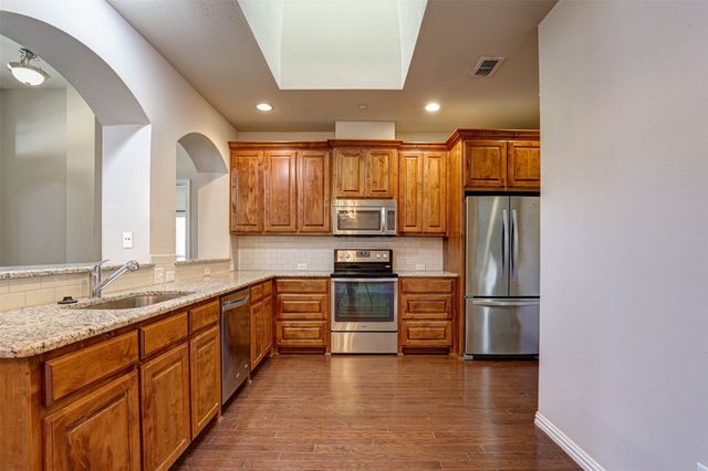 5633 Hummingbird Lane, Fairview, TX 75069