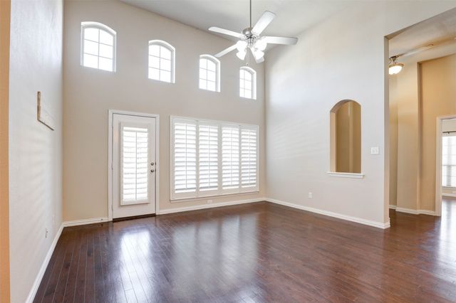 5633 Hummingbird Lane, Fairview, TX 75069