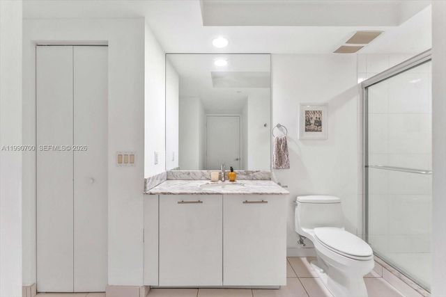 500 Brickell Ave 1810, Miami, FL 33131