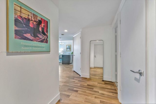 500 Brickell Ave 1810, Miami, FL 33131