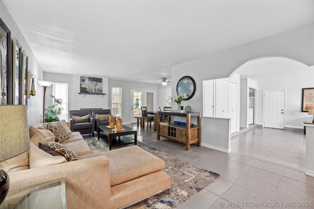 1816 S Nogales Avenue, Tulsa, OK 74107