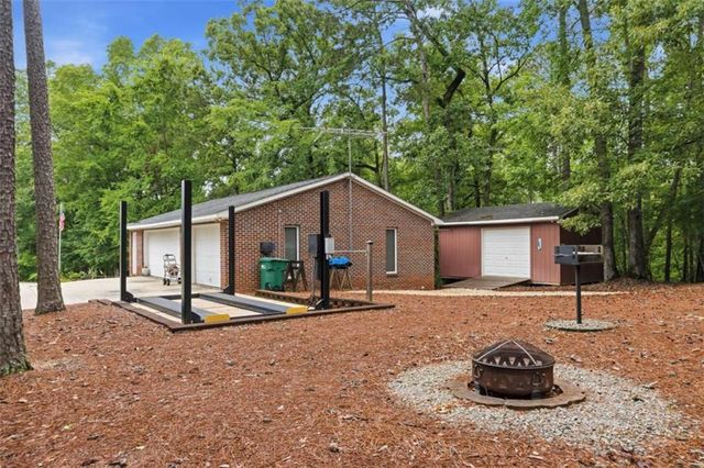 111 Clover Court, Sparta, GA 31087