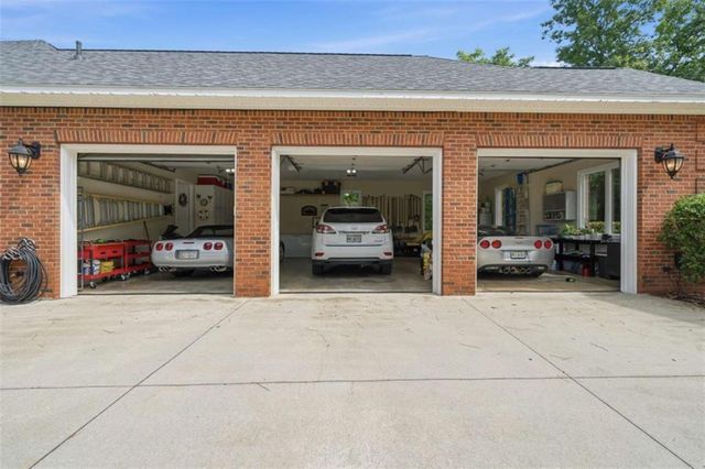 111 Clover Court, Sparta, GA 31087