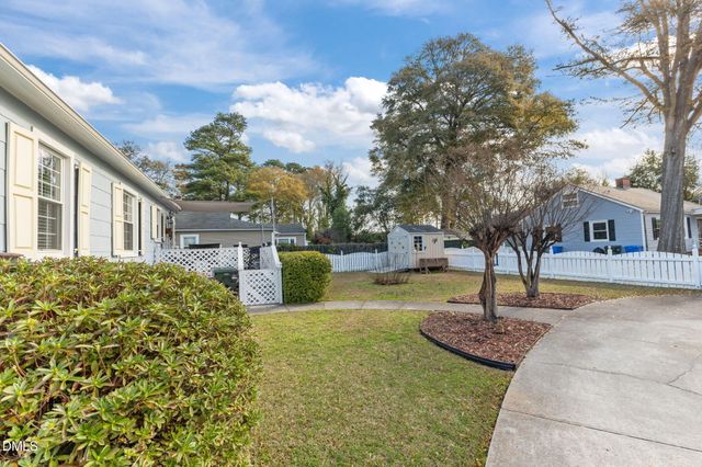 300 N Churchill Drive, Fayetteville, NC 28303