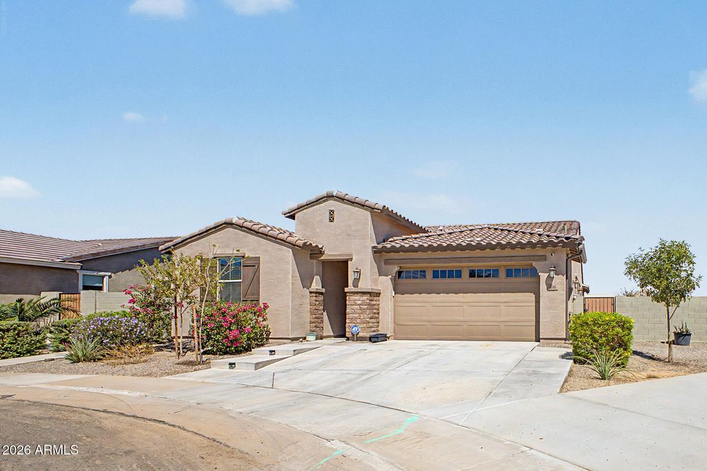 496 E DIAMOND Drive, Casa Grande, AZ 85122 — exterior