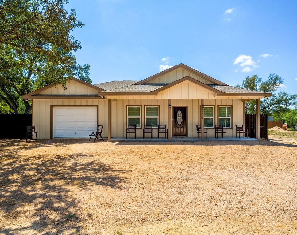 1006 Garfield DR, Granite Shoals, TX 78654