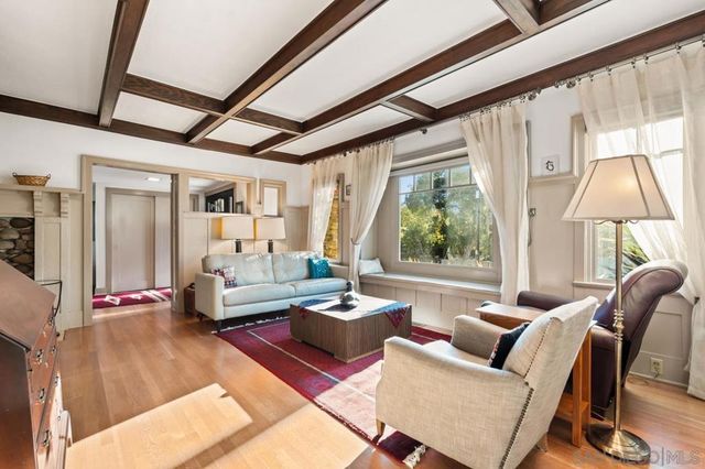 4321 Valle Vista, San Diego, CA 92103