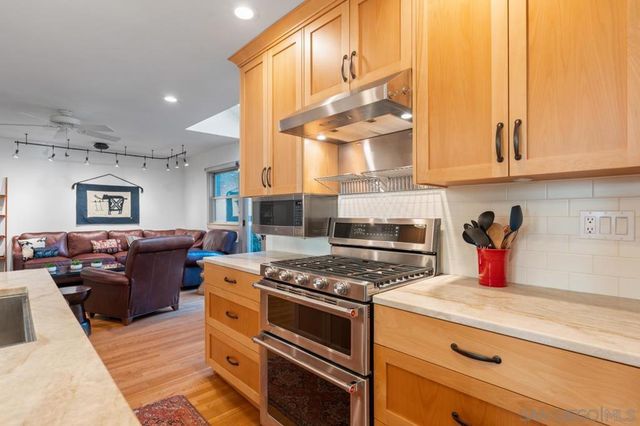 4321 Valle Vista, San Diego, CA 92103