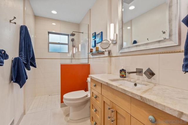 4321 Valle Vista, San Diego, CA 92103