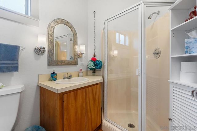 4321 Valle Vista, San Diego, CA 92103