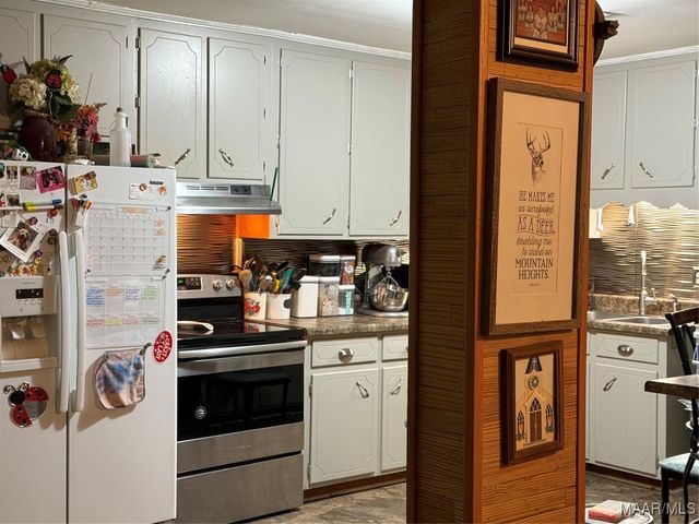 174 Persimmon Tree Road, Valley Grande, AL 36701