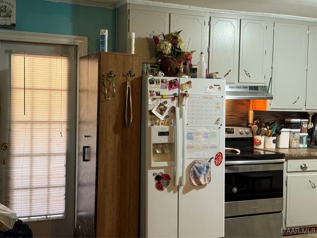 174 Persimmon Tree Road, Valley Grande, AL 36701