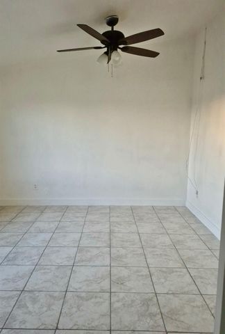 3825 Belden St, Sacramento, CA 95838
