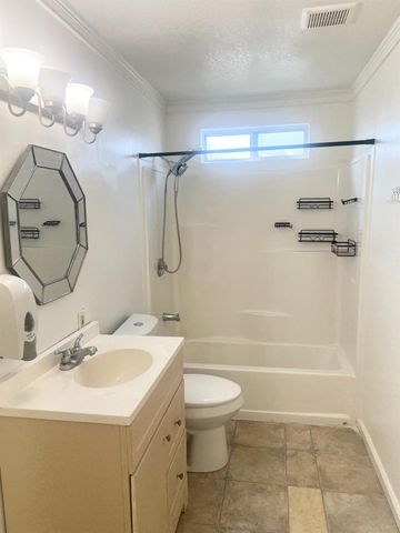3825 Belden St, Sacramento, CA 95838
