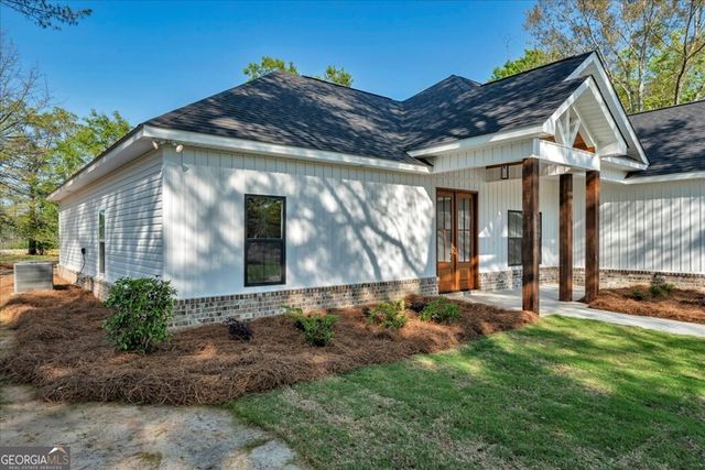 2767 Claxton Dairy Road, Dublin, GA 31021