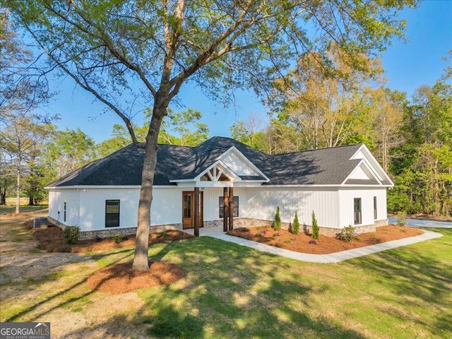 2767 Claxton Dairy Road, Dublin, GA 31021