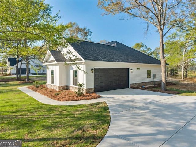 2767 Claxton Dairy Road, Dublin, GA 31021