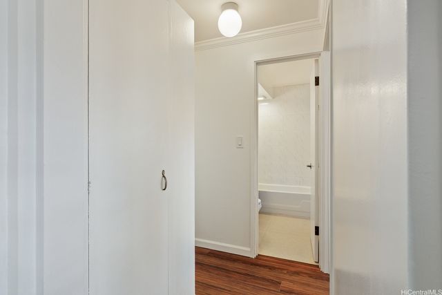 1427 Alexander Street 207, Honolulu, HI 96822