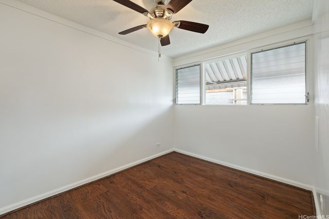 1427 Alexander Street 207, Honolulu, HI 96822