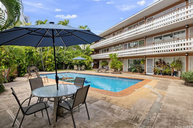 1427 Alexander Street 207, Honolulu, HI 96822